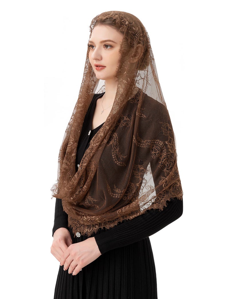 PAMOR Spanish Style Lace Traditional Vintage Inspired Infinity Shape Mantilla Veil Latin Mass Head Covering (Brown) - Image 2