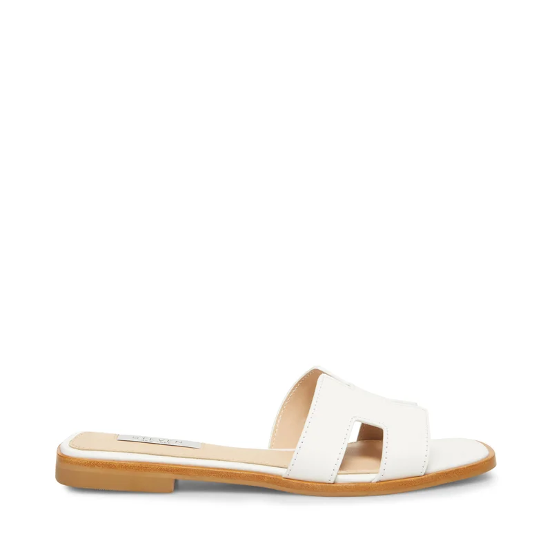 STEVE MADDEN Hadyn White Leather Flat Sandals