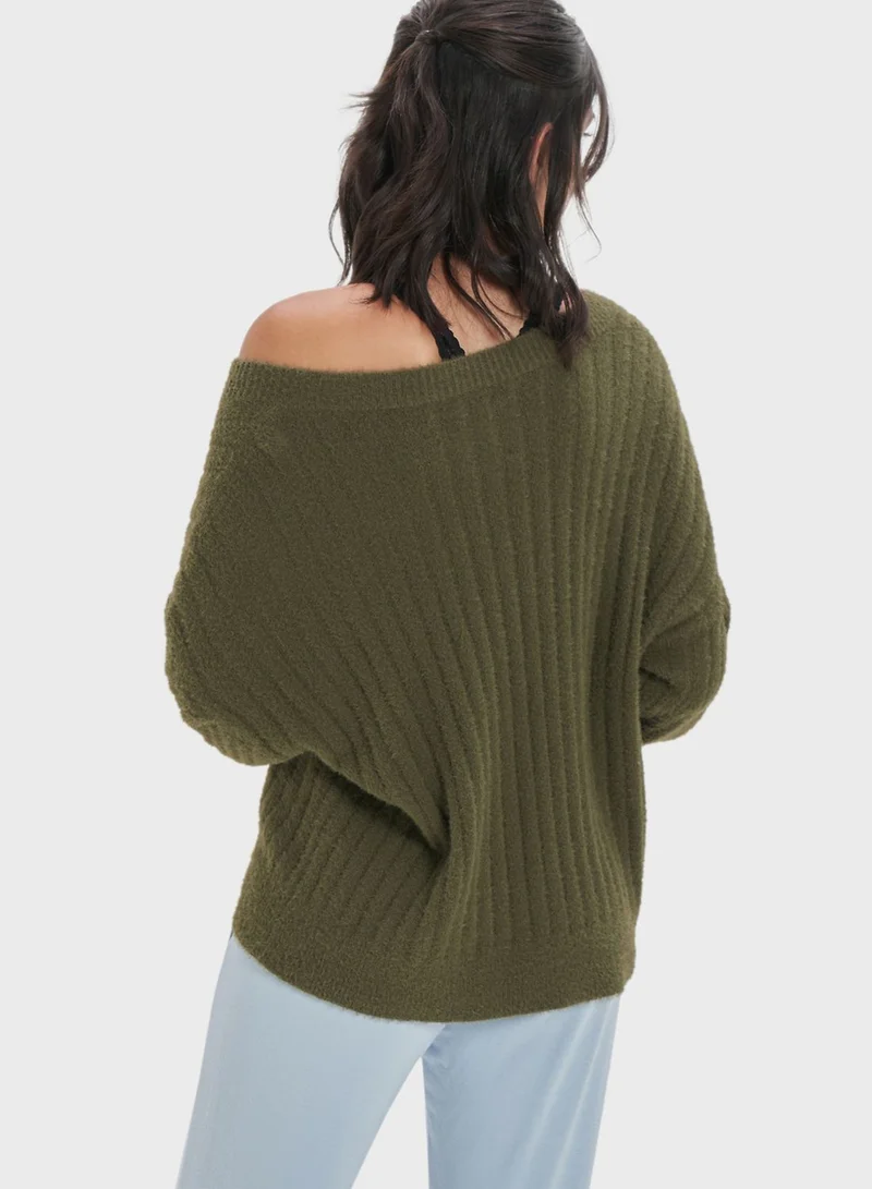 آري من امريكان ايجل V-Neck Ribbed Sweater