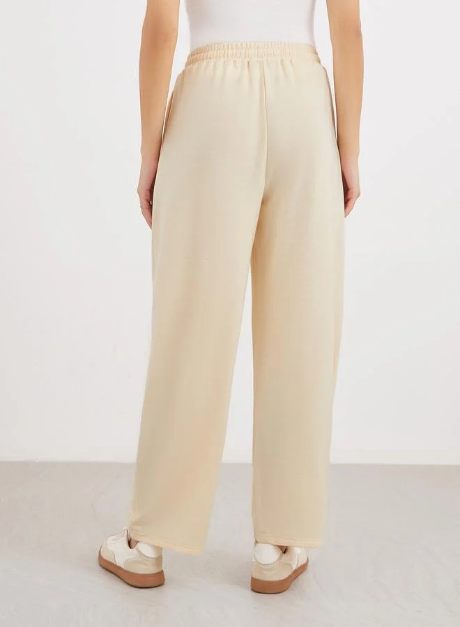 Styli Styli Women Cream Straight Leg Knitted Joggers