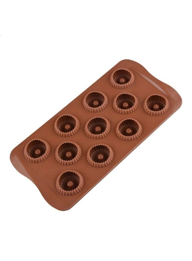 Mini Multi-Purpose Silicone Molds for Chocolate, Candy, Jelly, Pudding and Ice Cubes, Non-Stick Food Grade Silicone Baking and Freezer Tray, Flexible Reusable BPA-Free and PVC-Free, Safe for Oven, Microwave, Freezer and Dishwasher - Image 3
