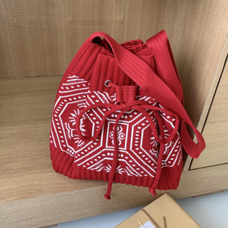 Hand-Woven Ethnic Style Drawstring Shoulder Bag Niche Design Casual Fashion Versatile Crossbody Bag For Women - Image 2
