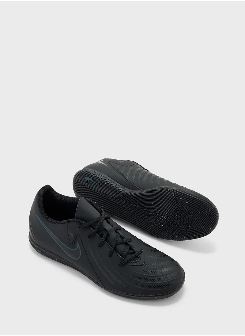 Nike Phantom Gx Ii Club Ic Football Boots