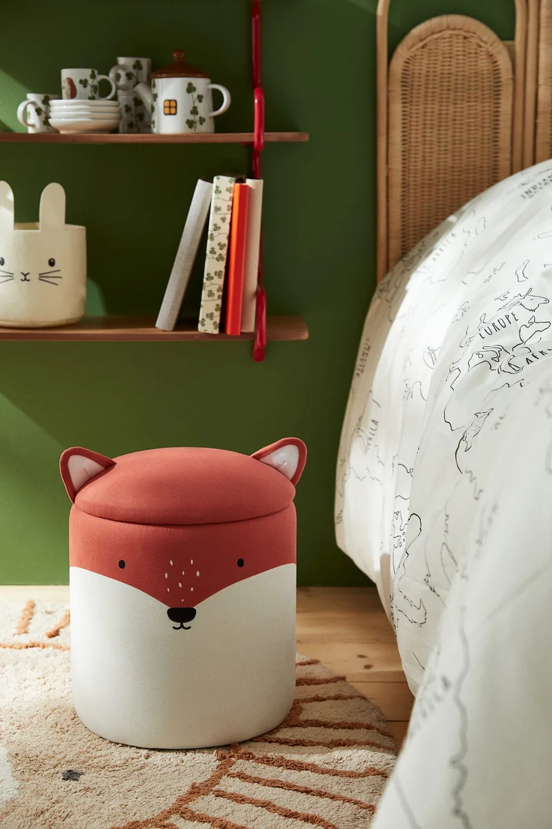 اتش اند ام مقعد بوف بمساحة تخزين للأطفال