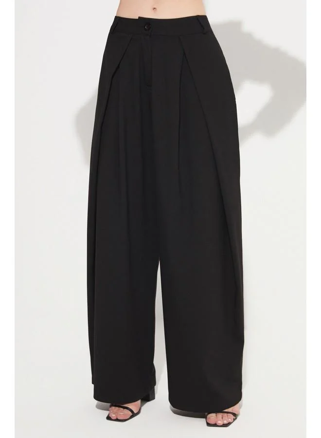 JUNE June Pleated Loose Fit Trouser Black