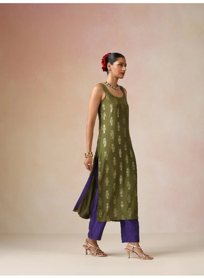 trueBrowns trueBrowns Olive Green Gold Foil Print Muslin Silk Sleeveless Straight Kurta Set
