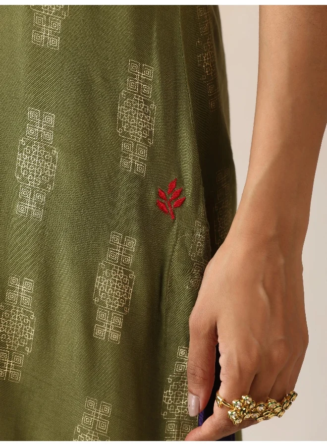 trueBrowns trueBrowns Olive Green Gold Foil Print Muslin Silk Sleeveless Straight Kurta Set