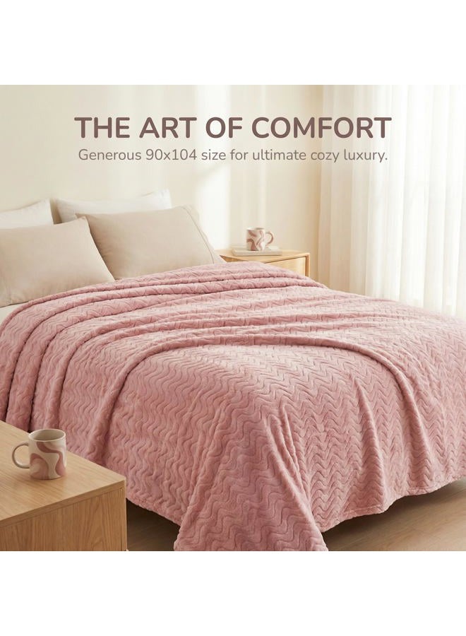 Exclusivo Mezcla Dusty Pink Fleece Queen Size Blanket for Bed, Super Soft Cozy Blankets with Decorative Wave Textured, Lightweight Plush All Season Use, 90x90 Inches - Image 2