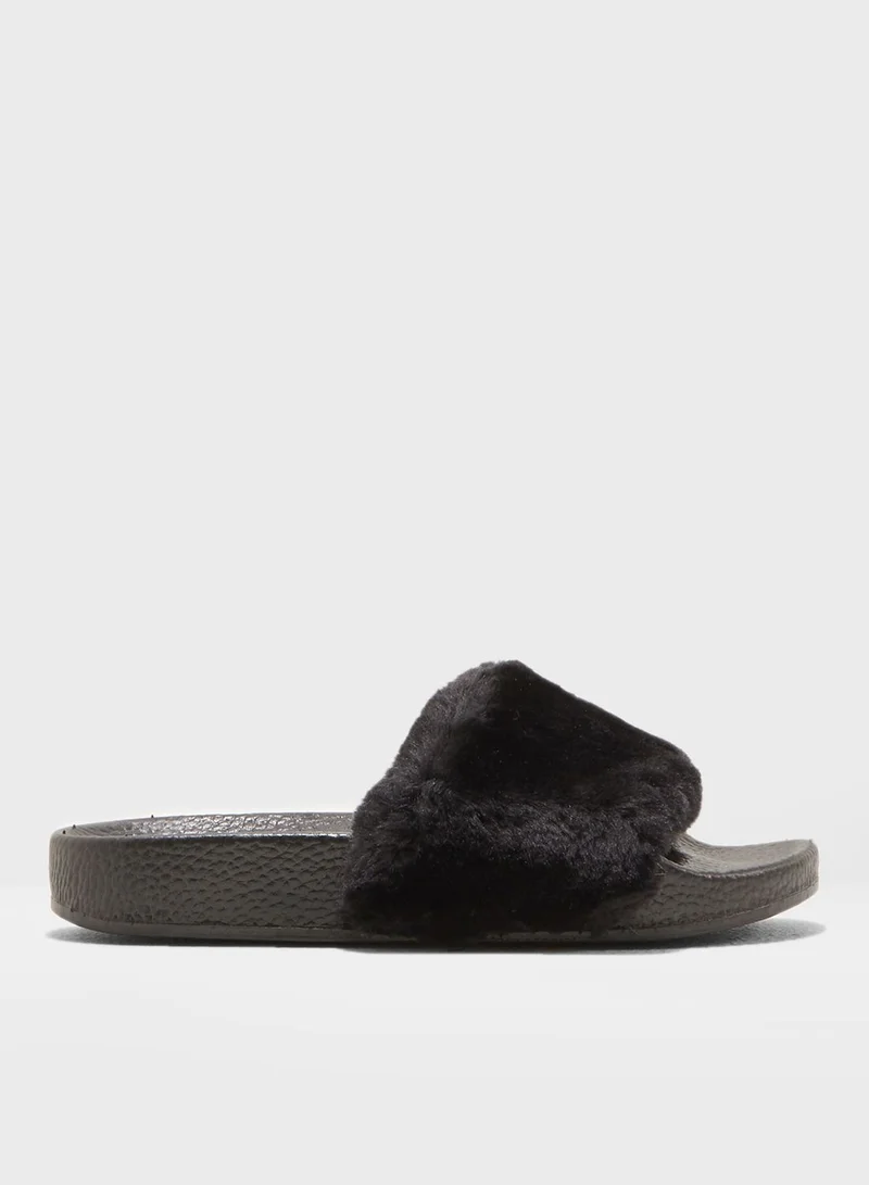 Spot-On Youth Kayla Fur Slip On