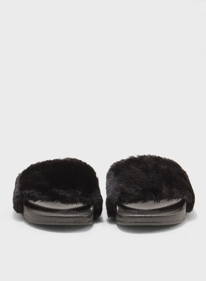 Spot-On Youth Kayla Fur Slip On