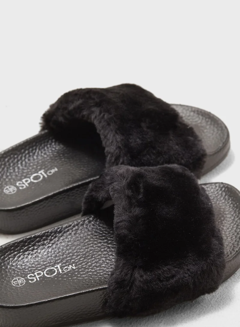 Spot-On Youth Kayla Fur Slip On