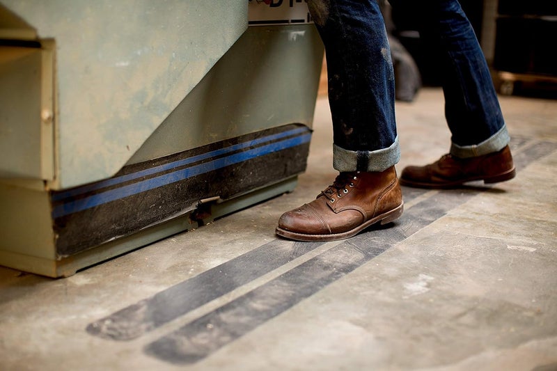 3M Safety-Walk Heavy Duty Slip Resistant Tape, 4 in x 60 ft, Anti-Slip Tread for Enhanced Safety - Image 2