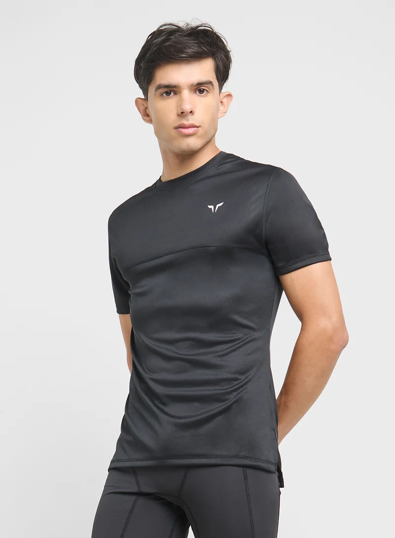 سكوات وولف Contrast Tee