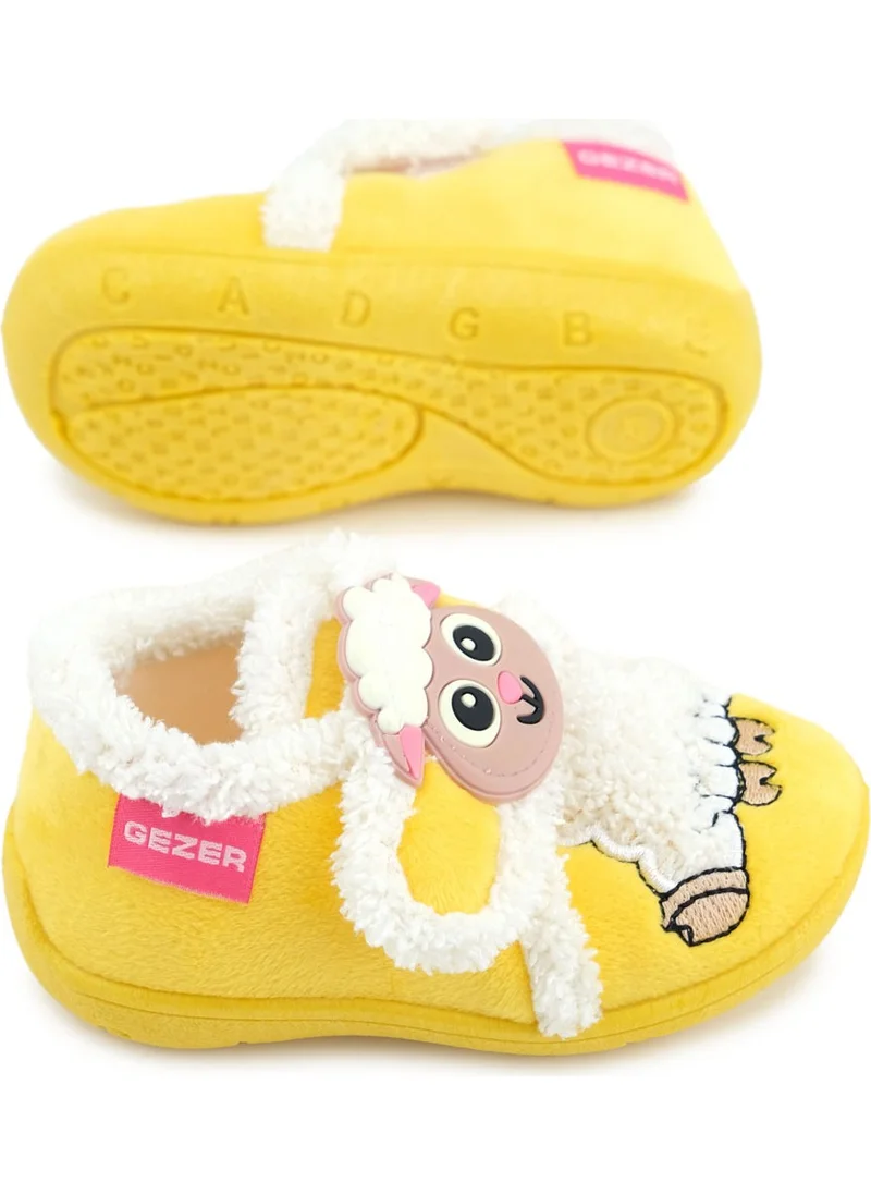 جيزر Bebe Girl's Winter Velcro Adjustable Daily School Nursery Slippers Shoes