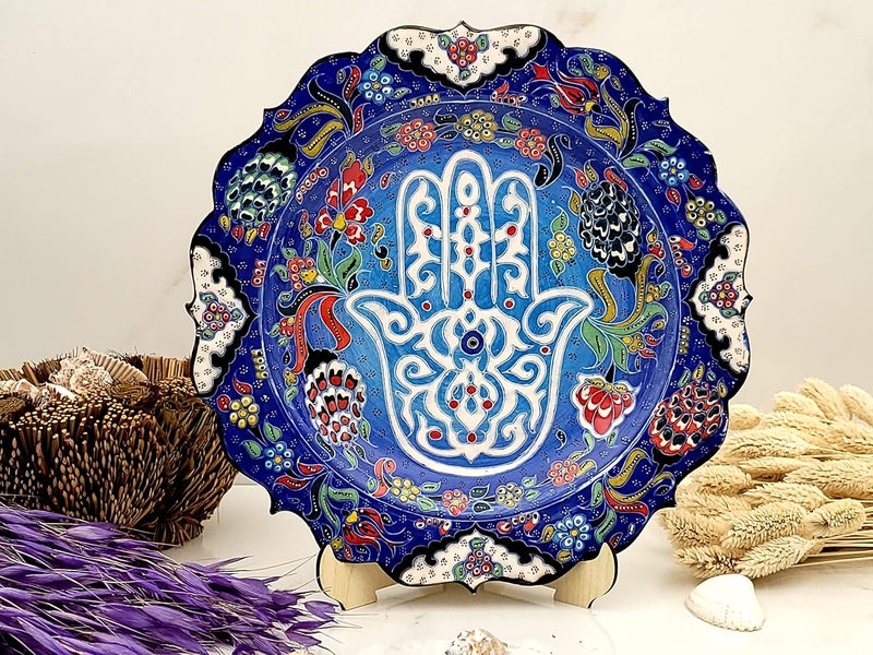 Ayennur طبق سيراميك مزخرف يدوي الصنع من تركيا على شكل حمساء 98525 سم، آمن للطعام أو للتعليق على الحائط - Image 2