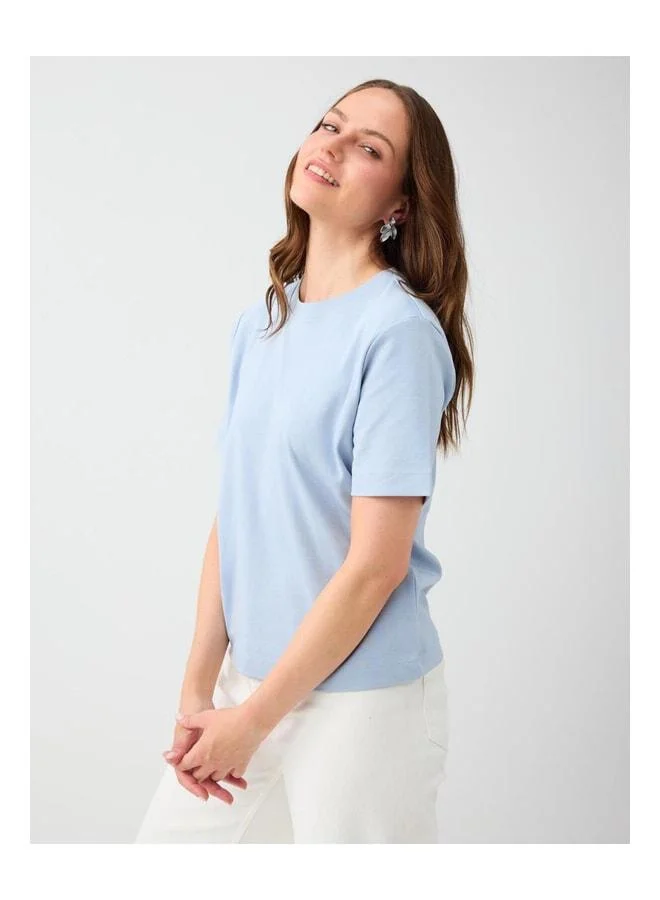 Jimmy Key Light Blue 100% Cotton Short Sleeve Basic Knit T‑shirt.
