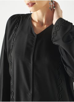 هدية المدينة  عباية مزخرفة أحادية اللون  - Image 3