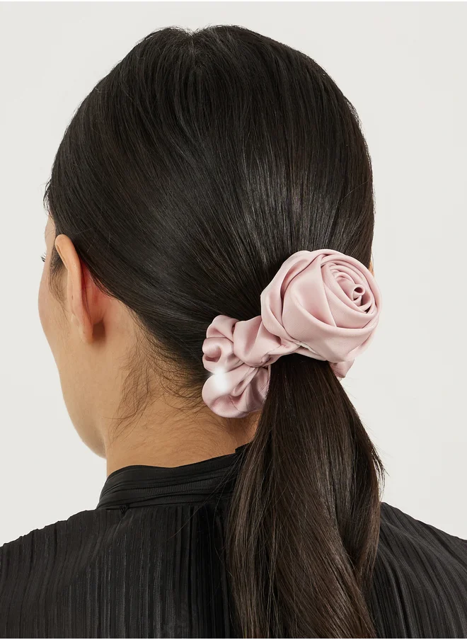 ستايلي Set of 2 -  Solid Scrunchie with Flower Detail