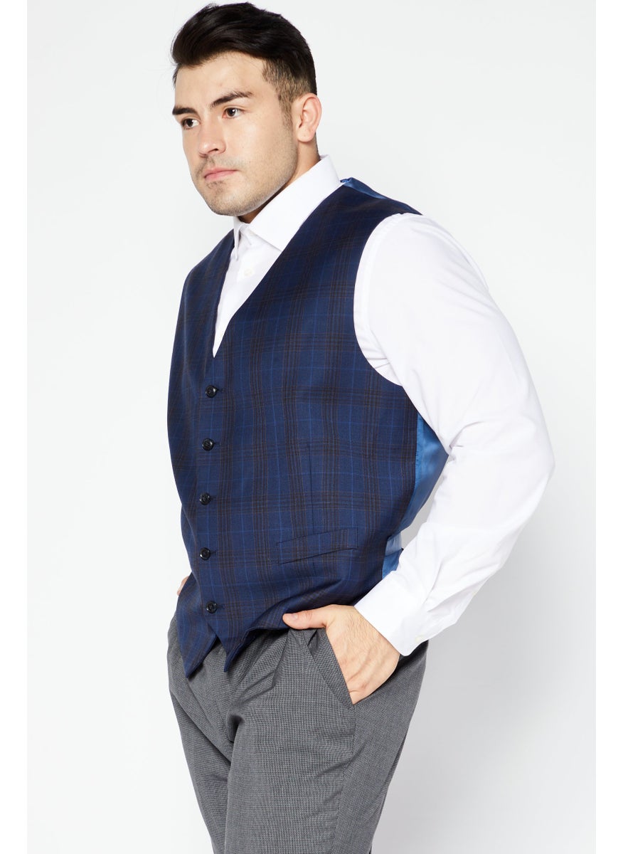 Men Regular Fit Checkered Vest, Navy Blue - pzsku/ZBB34185B94D69447CC17Z/45/_/1726108733/e555734b-410c-44c1-97cb-dbe5a9092308