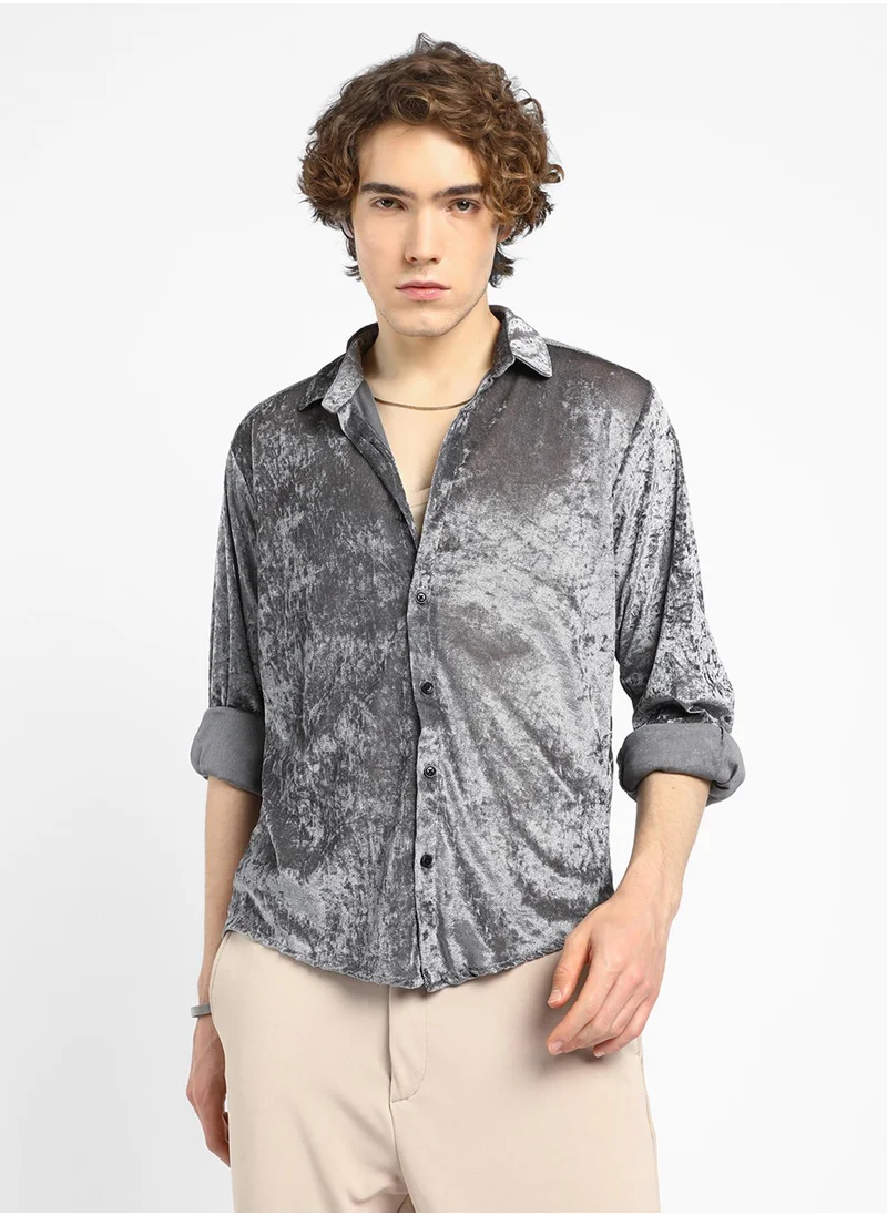 Campus Sutra Men's Moon Grey Solid Velvet Shirt