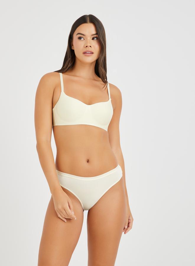 Styli Styli Pack of 3 - Padded Non-Wired Bonded T-Shirt Bra  - Image 3