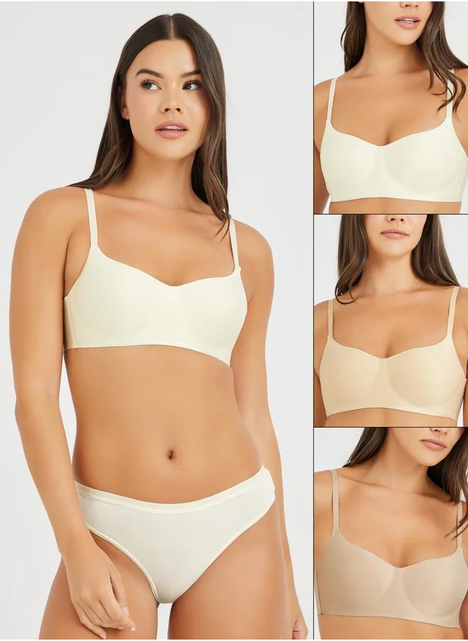 ستايلي Styli Pack of 3 - Padded Non-Wired Bonded T-Shirt Bra
