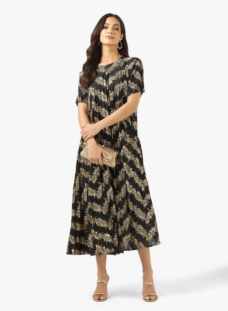 Khizana Pleated Dress in Foil Print - Image 4