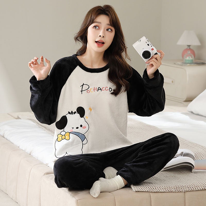 Pajamas autumn and winter womens new flannel round neck pullover casual loose cartoon coral fleece home wear suit Butterfly knot bear