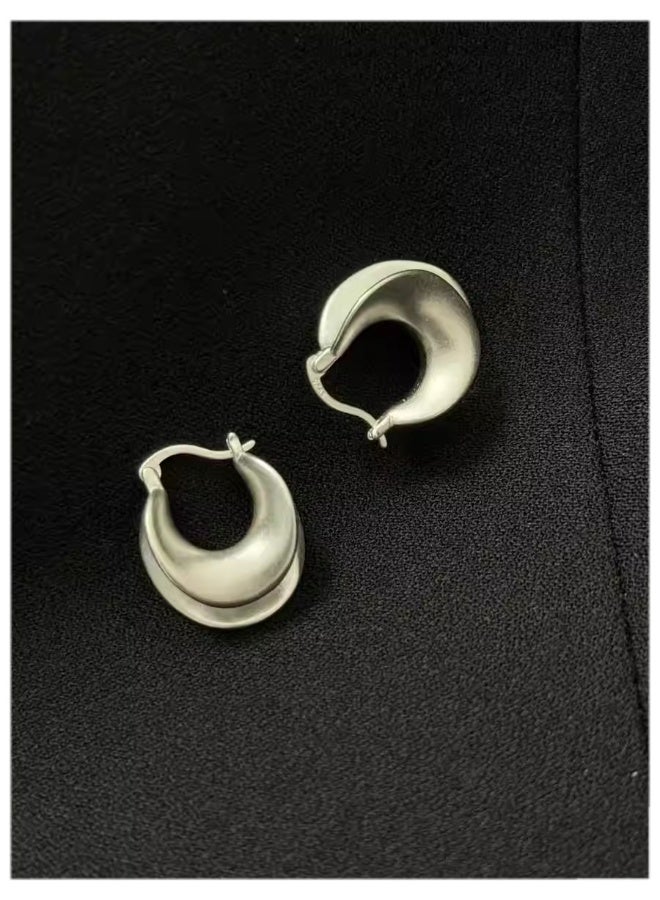 NeeMee New Vintage Matte Finish Double Layer Geometric U-Shaped Earrings - Image 2