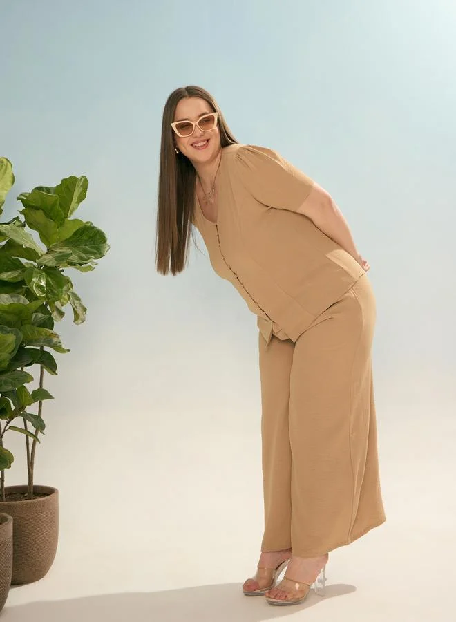 ساسافراس Sassafras Plus Beige Solid Top and Trousers Co-Ords