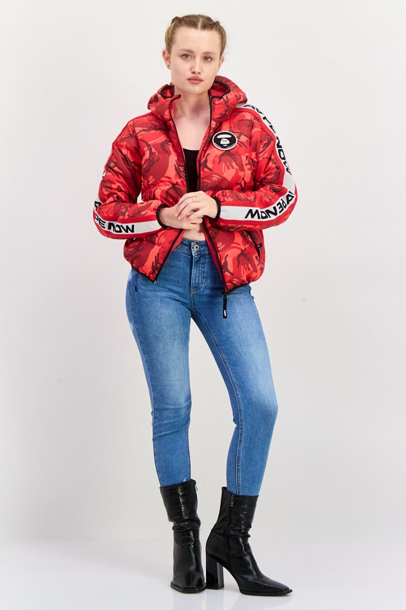 Aape BY *A BATHING APE® جاكيت بافر مموه للنساء، مجموعة حمراء - Image 4