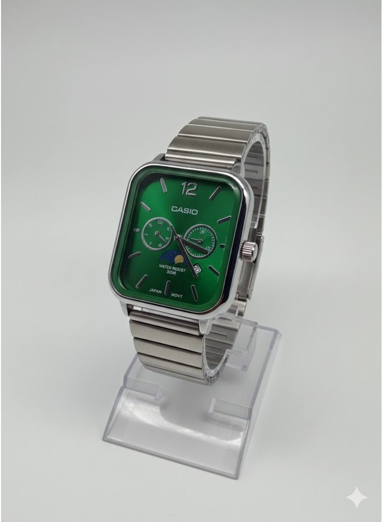 كاسيو ساعة كاسيو أنالوج مربعة للرجال/للجنسين - مينا أخضر، سوار من الفولاذ المقاوم للصدأ، عرض طور القمر واليوم والتاريخ (مقاومة للماء حتى عمق 50 متر) - Image 1