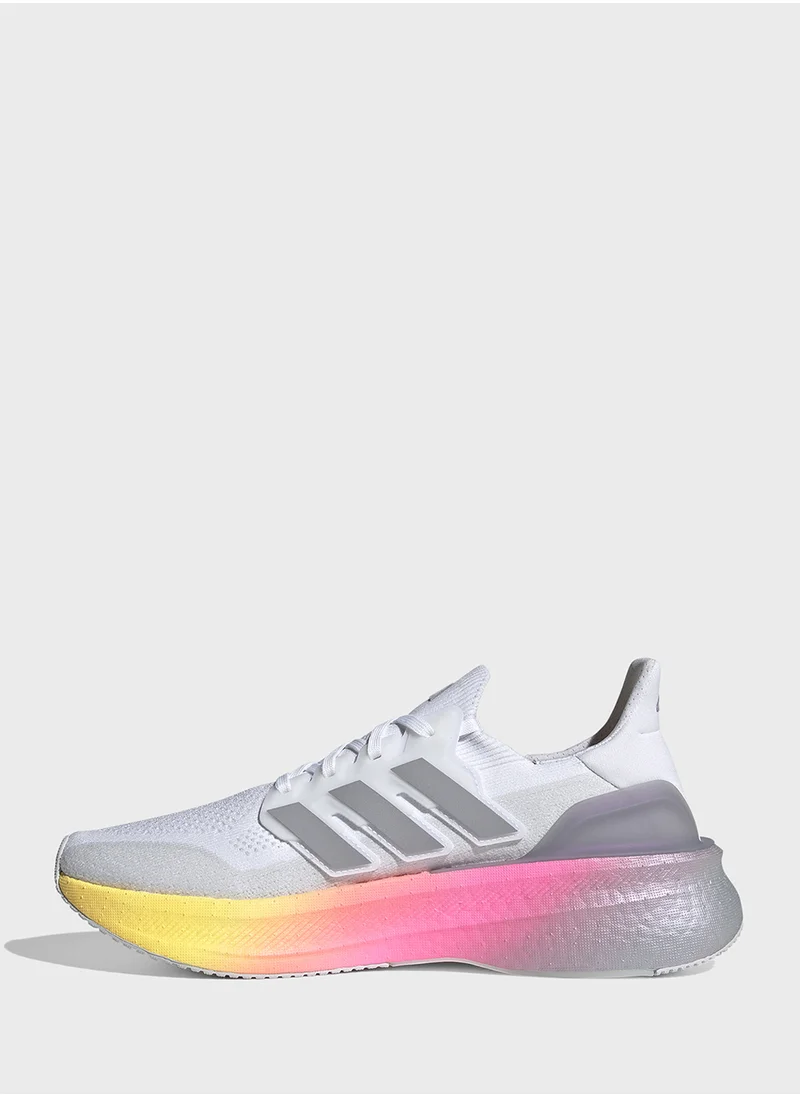Adidas Ultraboost 5