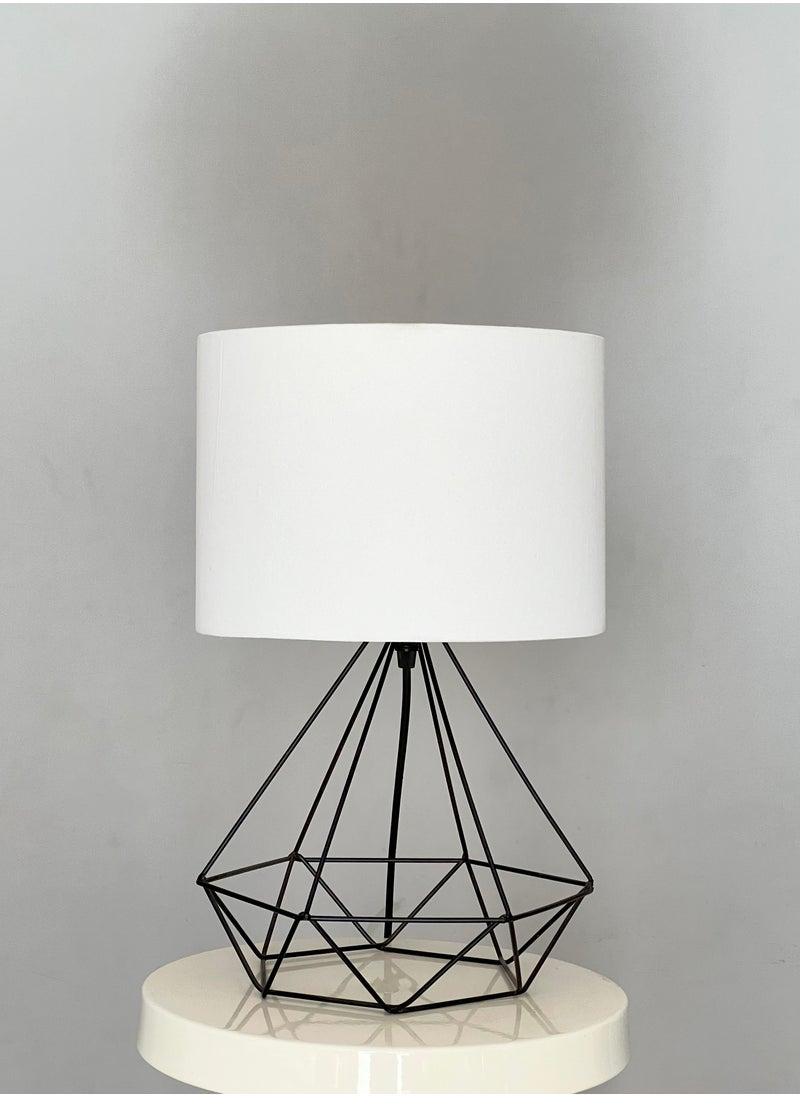 Table Lamp - Black And White - pzsku/ZBB40D7EB2BEAF59A9D21Z/45/_/1694443663/bf77e523-1c52-46c5-b670-4d3d0918d4b4