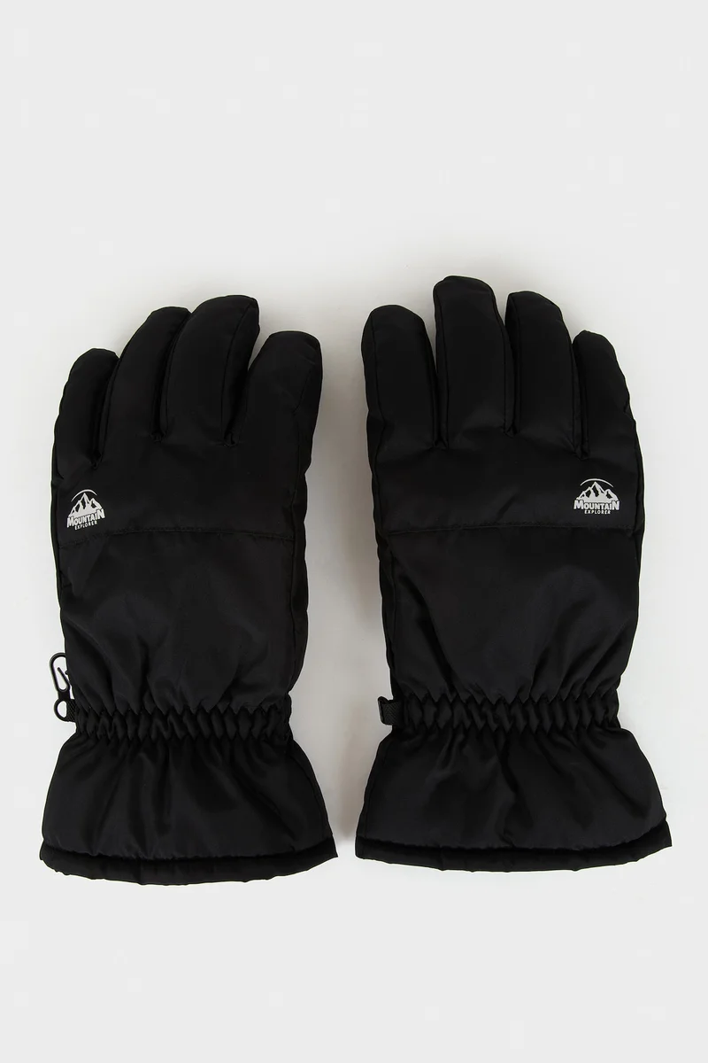 Man Gloves