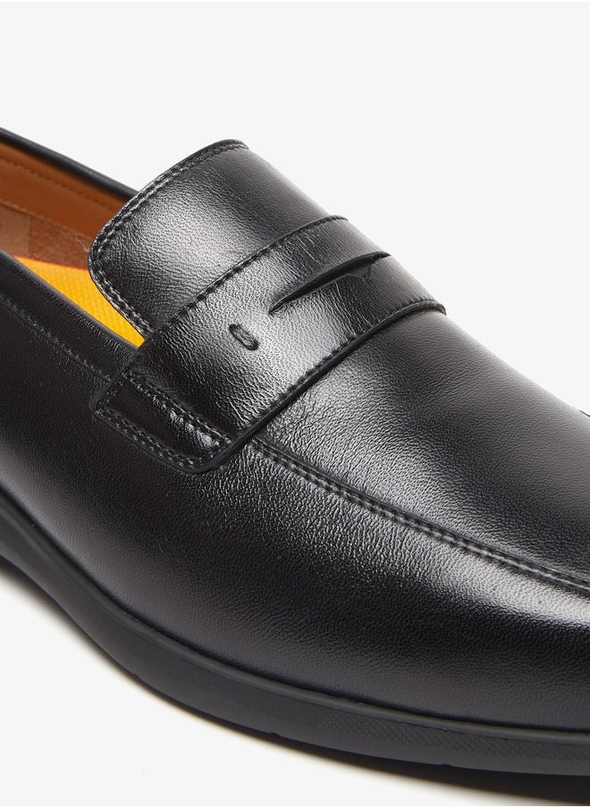 Le Confort - Men Textured Slip-On Loafers With Cutout Detail - Image 1