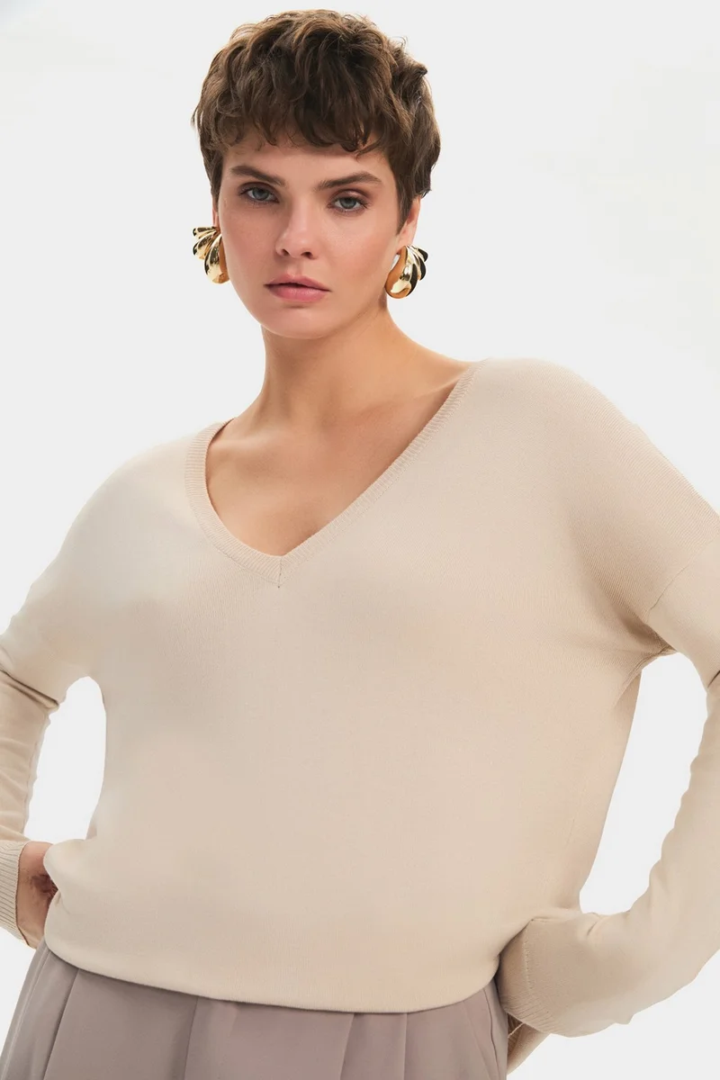 جون Women's Exclusive Front Back V Neck Viscose Blend Knitwear Sweater