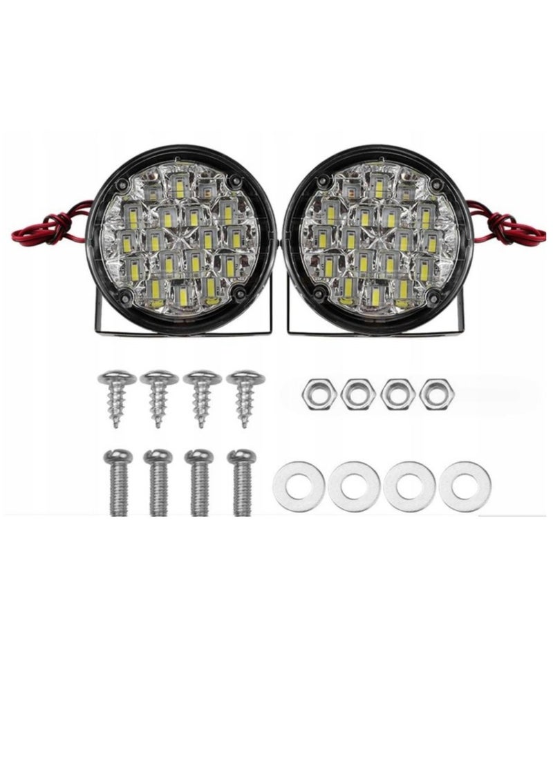 A set of 2 pieces of a round fog lamp for the car, strong lighting, 18 LED