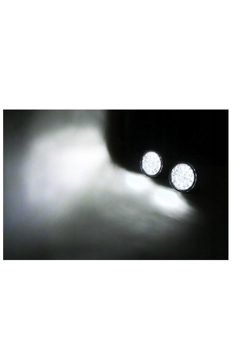 A set of 2 pieces of a round fog lamp for the car, strong lighting, 18 LED