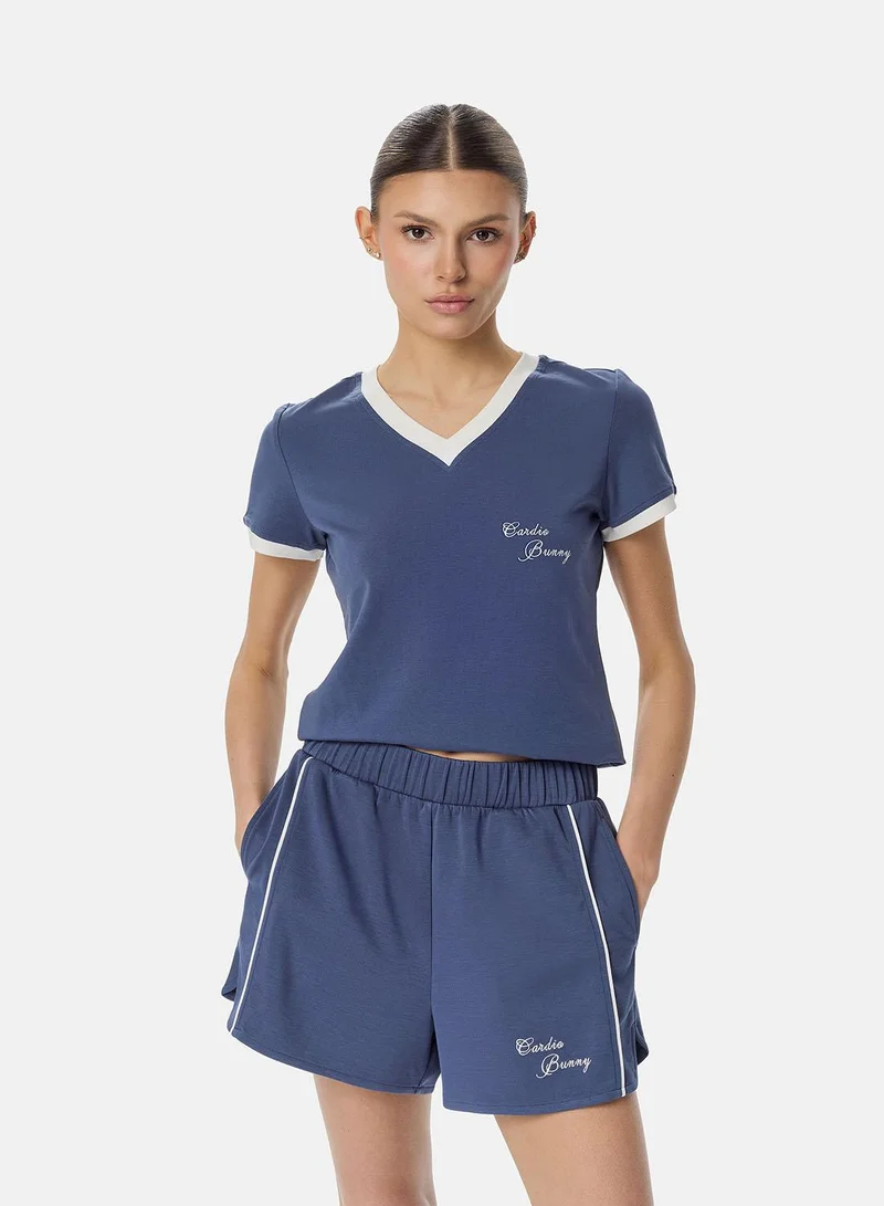 كارديو باني Cardio Bunny V-neck  T-Shirt