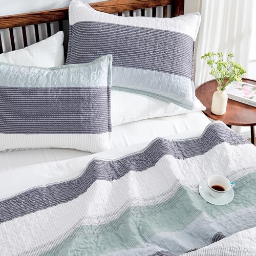 Andency Queen Quilt Bedding Set Sage Green, 3 Pieces Patchwork Mint Green Striped Ultra Soft Lightweight Bedspreads, Coverlets Set with 2 Pillow Shams for All Seasons (90"x96") - Image 3