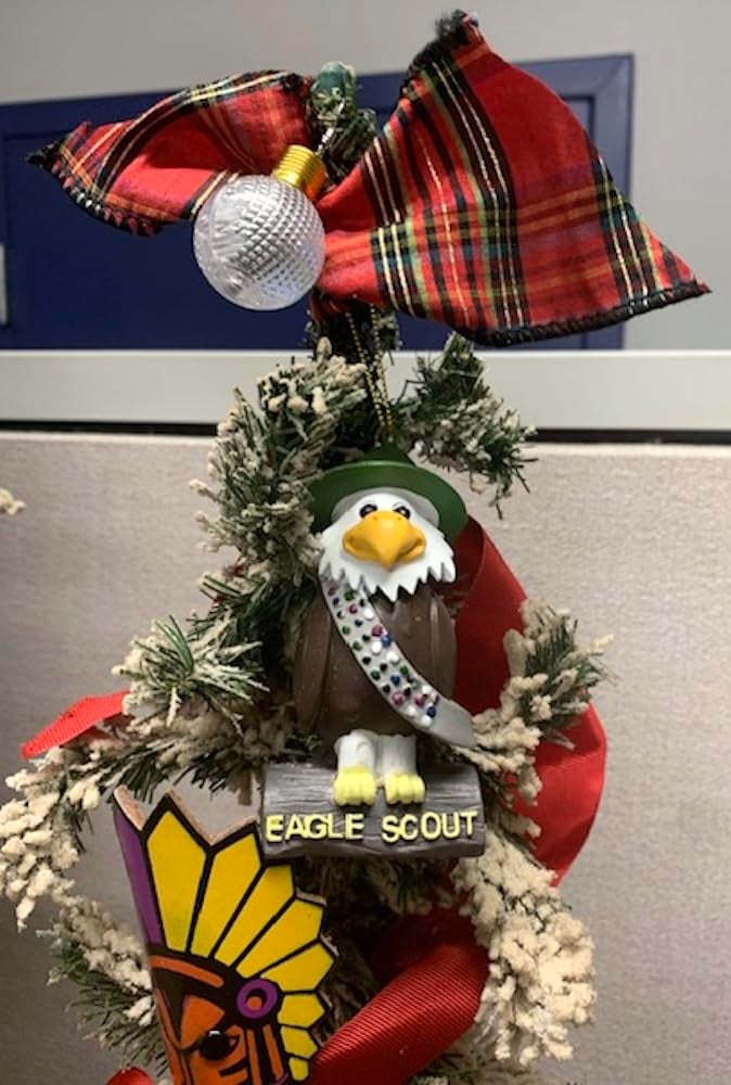 Aquinas Eagle â€“ Scout Desk Ornament Present â€“ Hand Painted Resin Statue â€“ Scout Recognition Gift for Court of Honor or Eagle Ceremony - Image 3