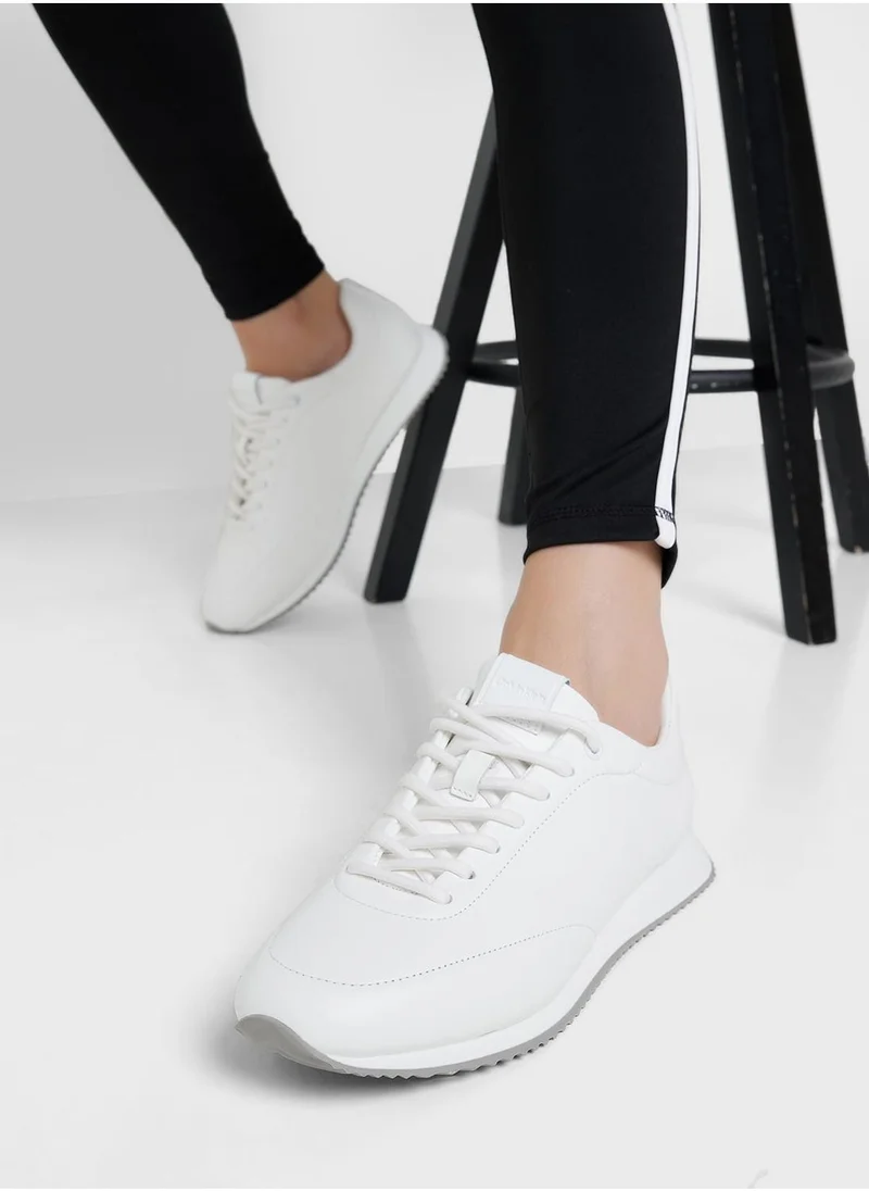 CALVIN KLEIN LACE UP LEATHER RUNNER TRAINERS