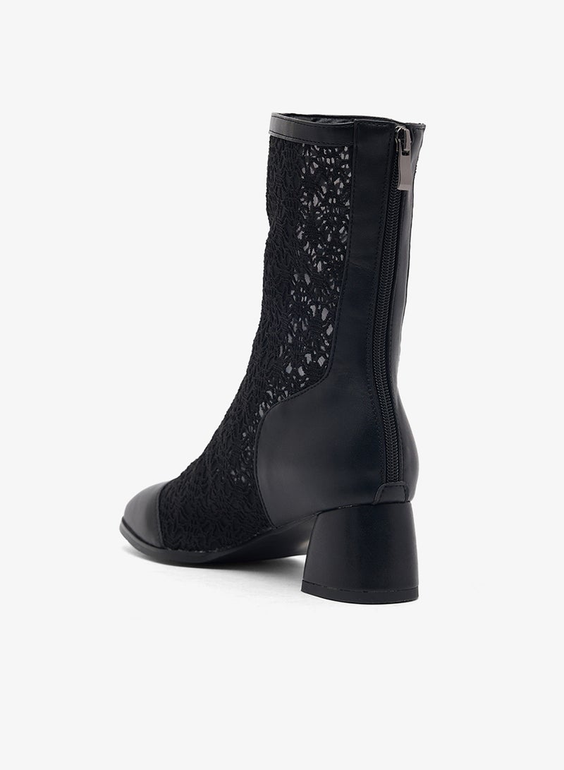 جينجر بوت للكاحل بكعب عريض وتفاصيل دانتيل - Image 3