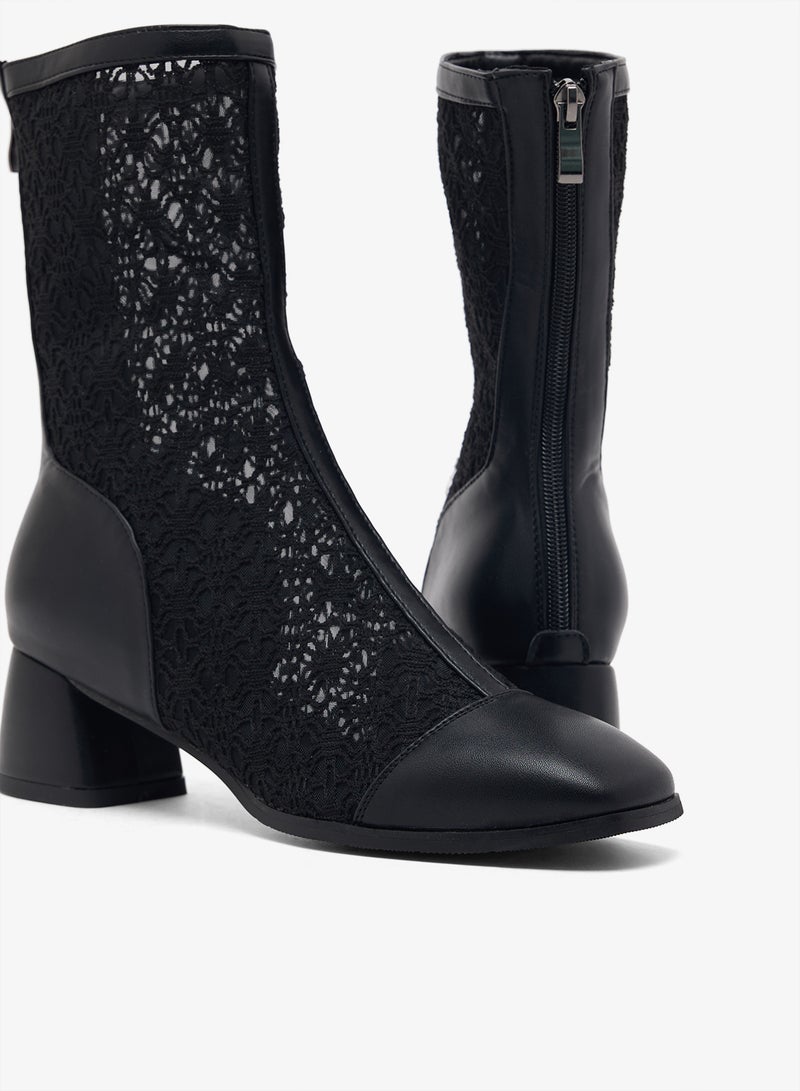 جينجر بوت للكاحل بكعب عريض وتفاصيل دانتيل - Image 4