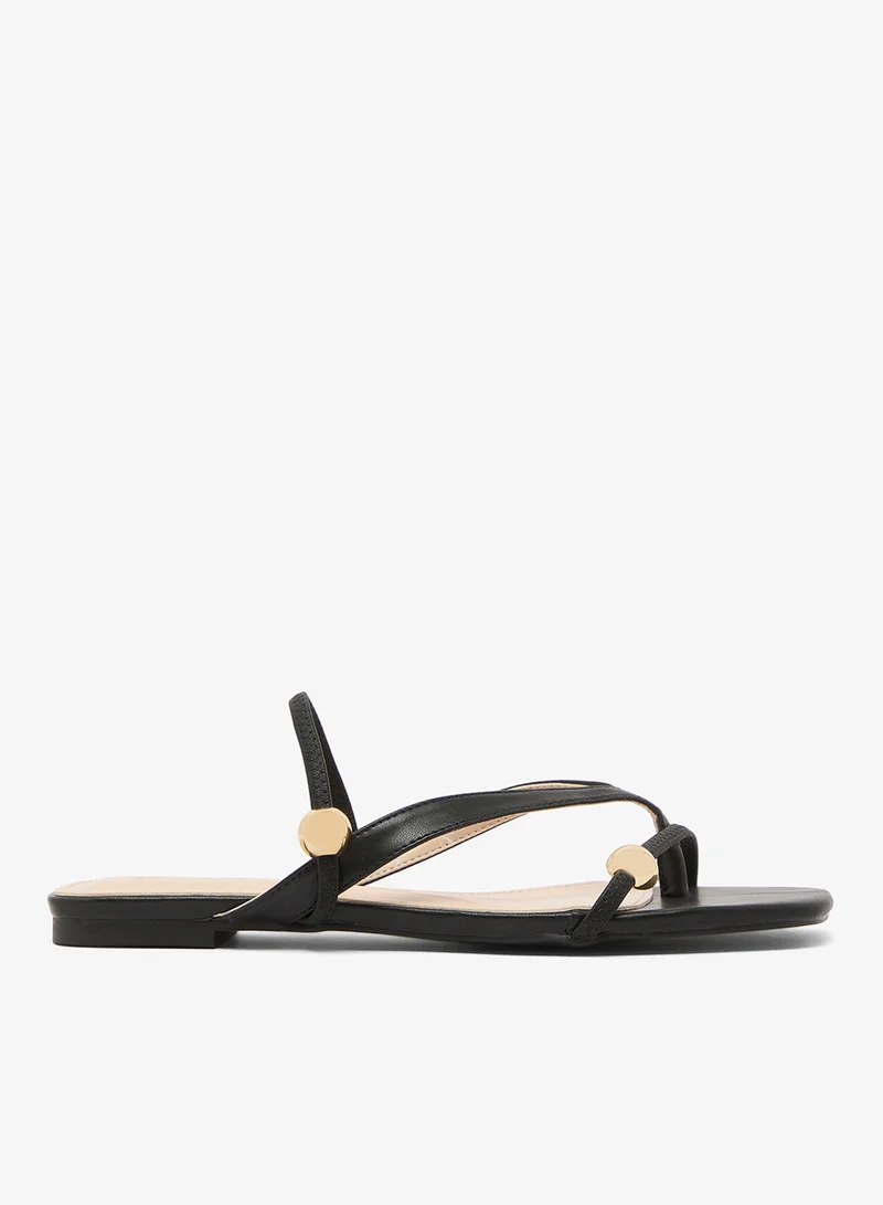 ريد Flat Toe-Loop Sandals
