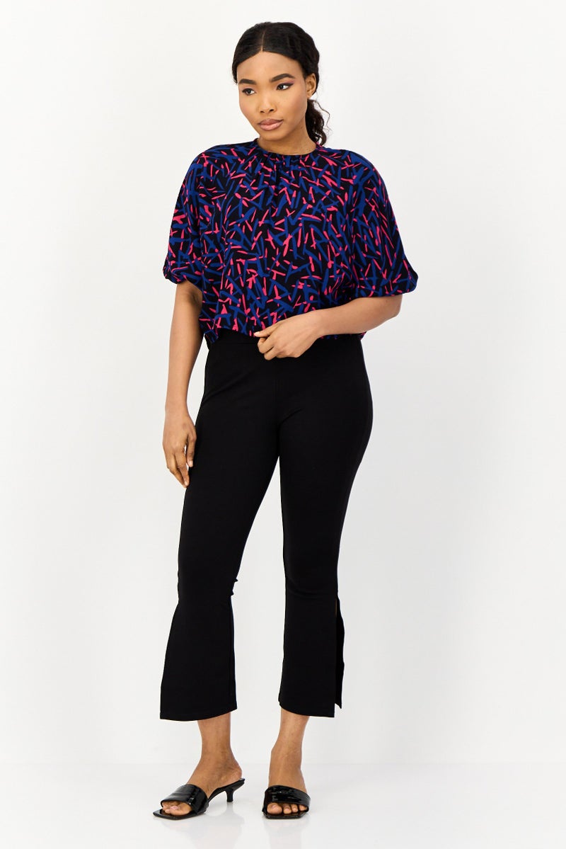 ONLY بلوزة نسائية بأكمام قصيرة وياقة دائرية، مطبوعة بألوان متعددة - Image 3