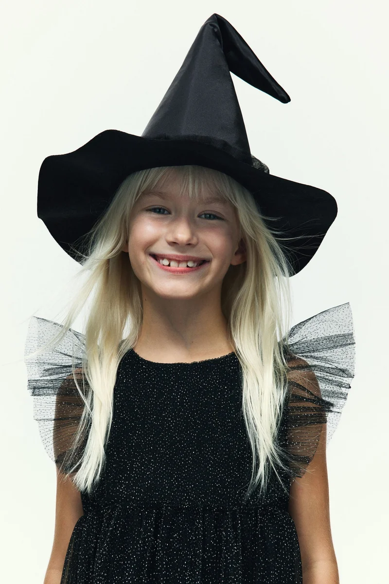 اتش اند ام قبعة ساحرة