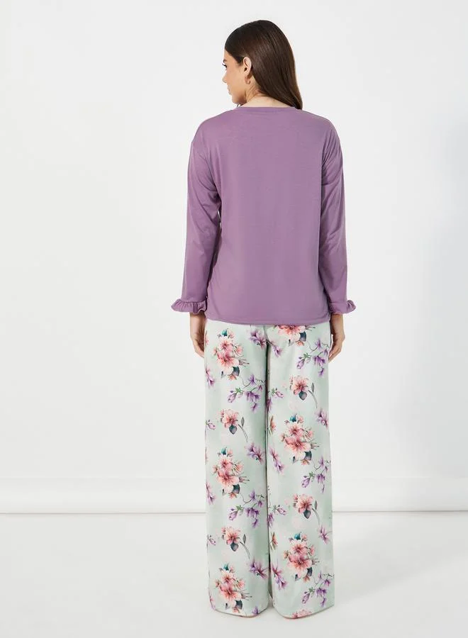 Styli Slogan Print Ruffled Cuff Sleeves T-Shirt & Floral Pyjama Set