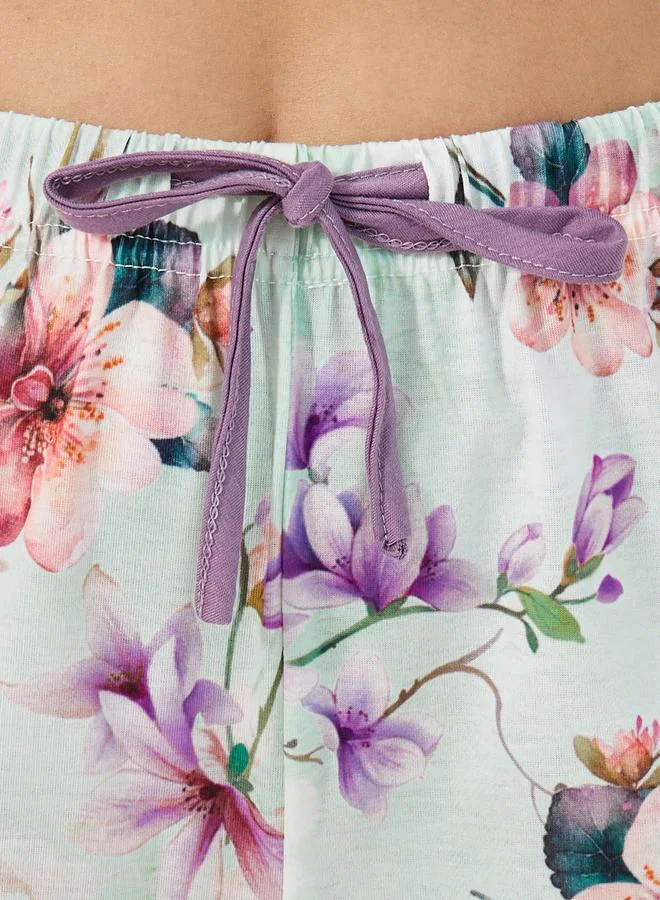 Styli Slogan Print Ruffled Cuff Sleeves T-Shirt & Floral Pyjama Set